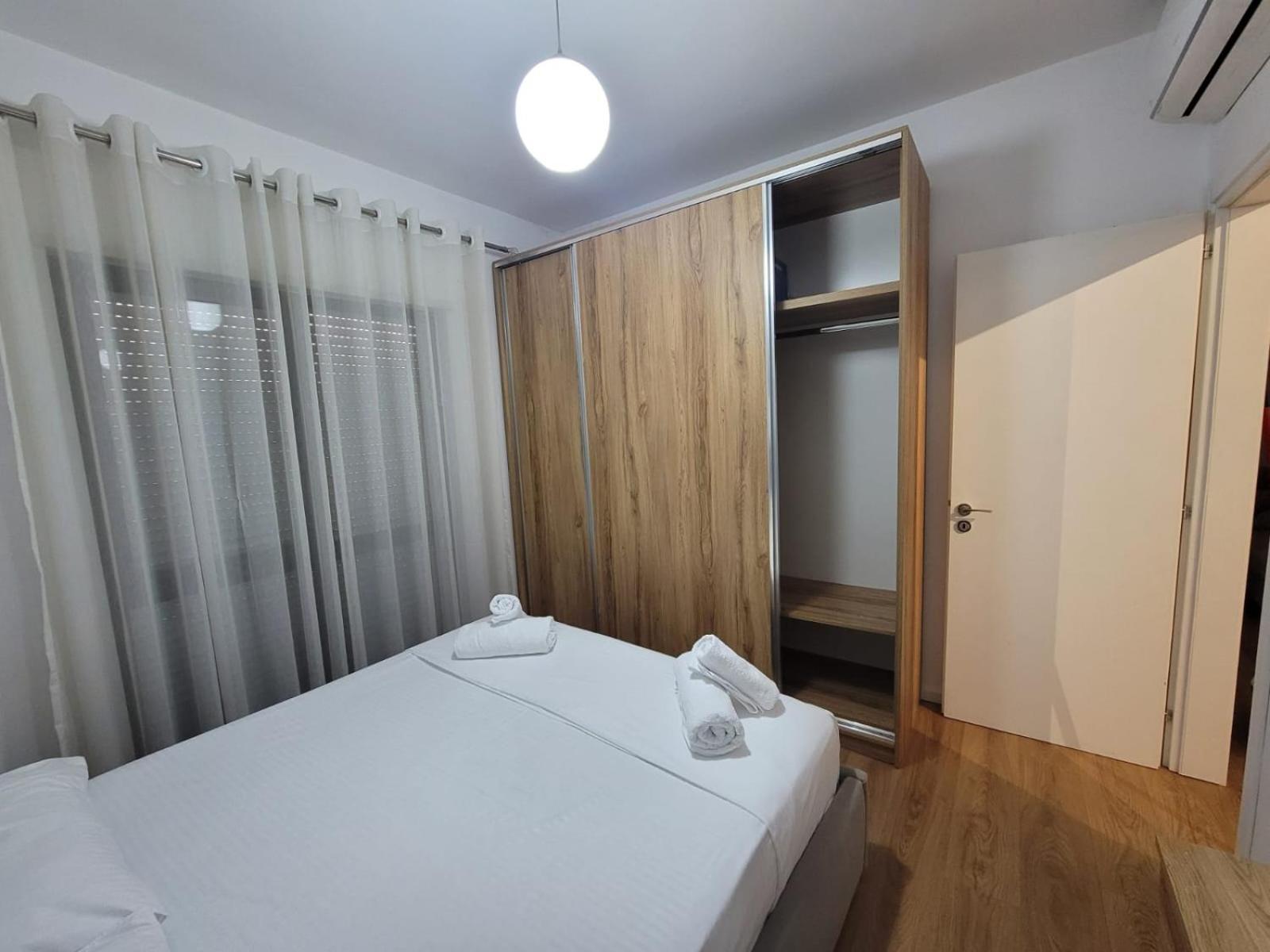 Enes Apartment Tirane מראה חיצוני תמונה